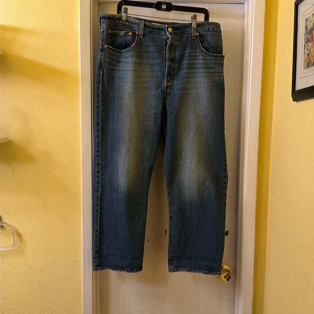 Ribcage Straight Ankle Women's Jeans- Levi’s Premium Jeans -